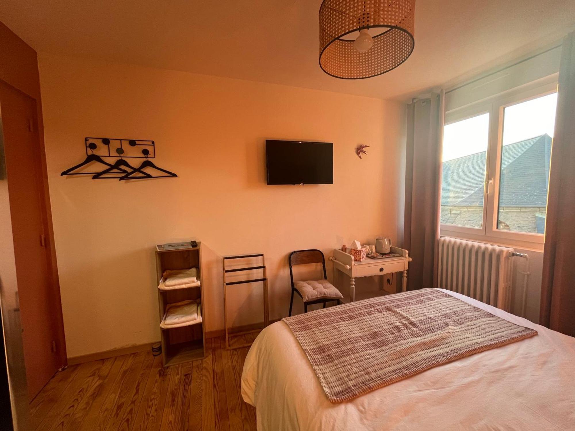 L Hirondelle 3 Bed & Breakfast Erondelle Dış mekan fotoğraf